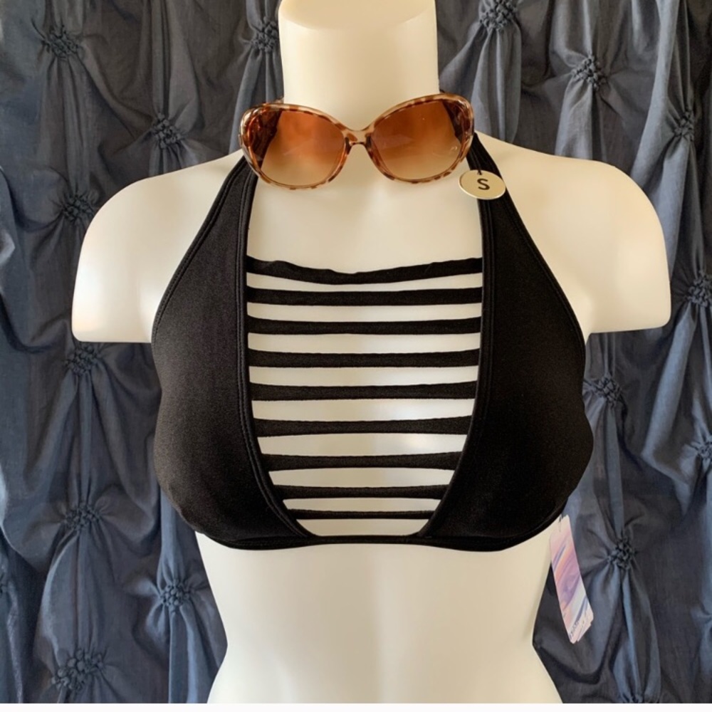 🌟🦋 3/$13 Forever 21 bikini top black universal